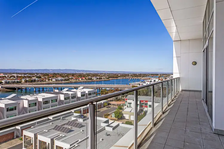 703/1-2 Tarni Court, New Port SA 5015