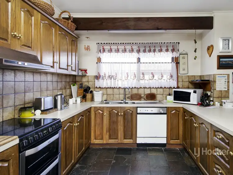 Fourth view of Homely house listing, 7 Garden Avenue, Bairnsdale VIC 3875