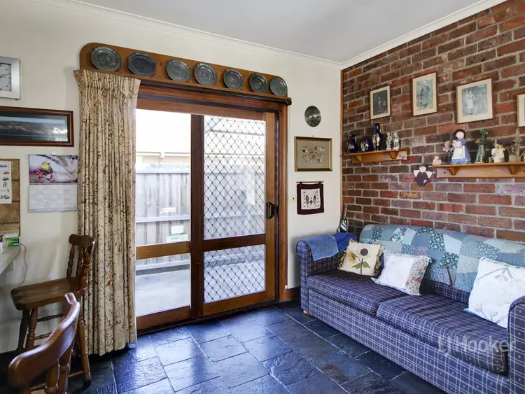 Fifth view of Homely house listing, 7 Garden Avenue, Bairnsdale VIC 3875