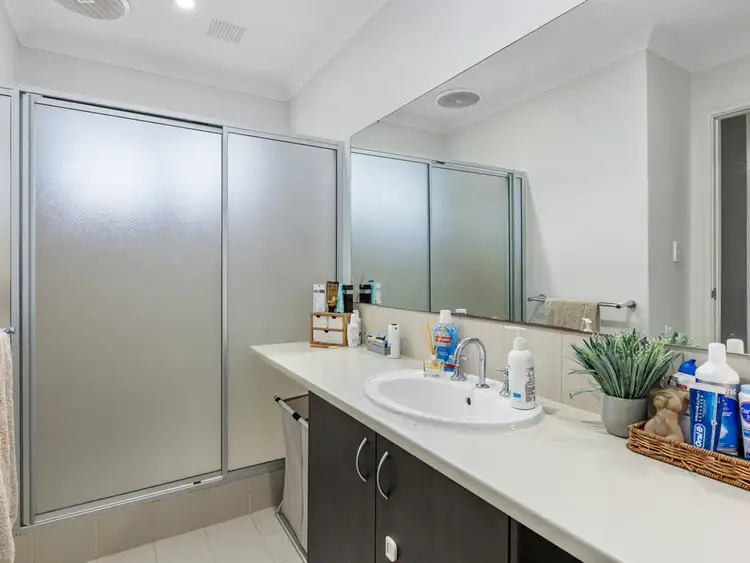 Sixth view of Homely house listing, 20 Goldfinch Bend, Harrisdale WA 6112