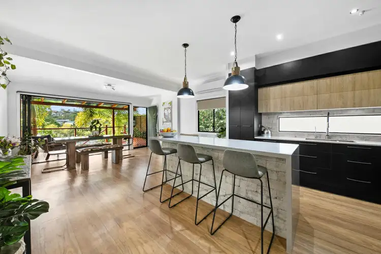 59 Fegen Drive, Moorooka QLD 4105