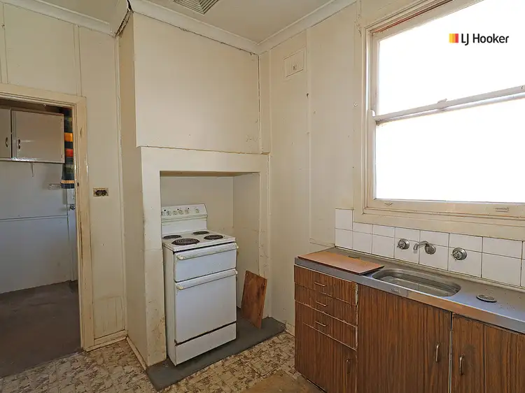 Fourth view of Homely house listing, 10 Green Street, Lockhart NSW 2656