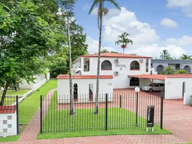 Main view of Homely unit listing, 1/3 Crathern Close, Edge Hill QLD 4870