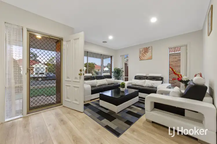 Second view of Homely house listing, 7 Hawkhurst Court, Hoppers Crossing VIC 3029