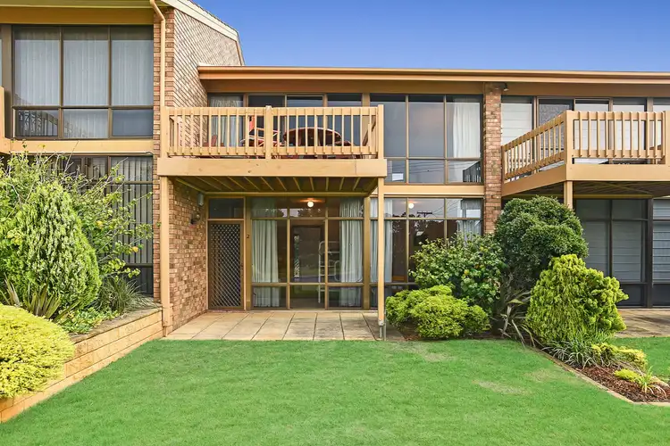 2/1 Harbour View Terrace, Victor Harbor SA 5211