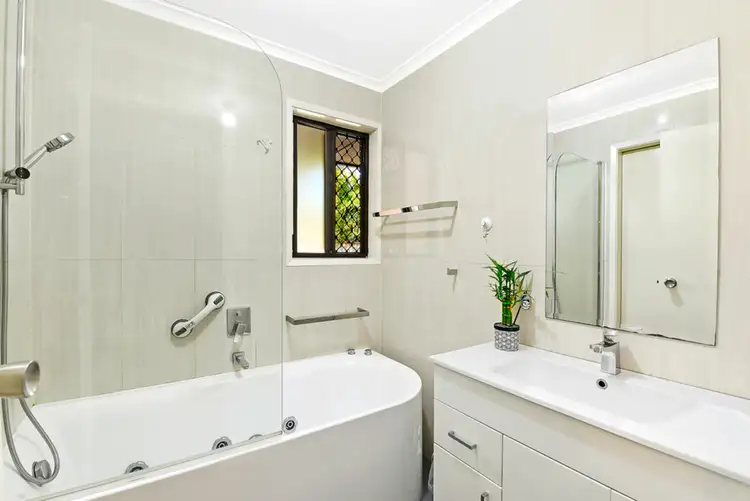 Seventh view of Homely semi-detached listing, 2/11 Telopea Street, Labrador QLD 4215