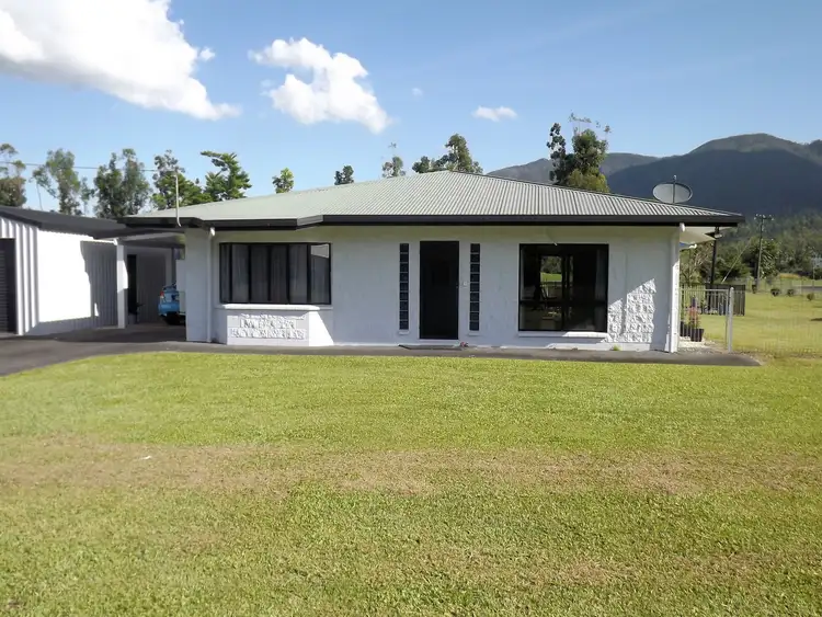 Second view of Homely house listing, 2 Corbett Close, Bulgun QLD 4854