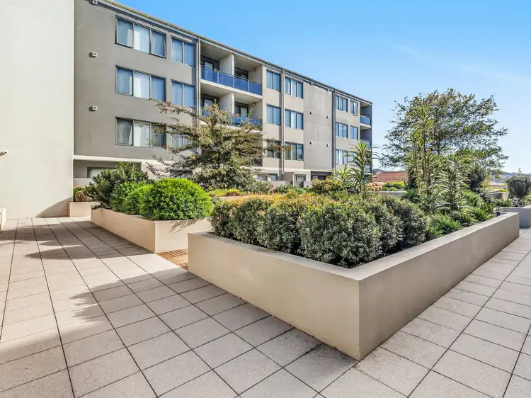 204/11 Ernest Street, Belmont NSW 2280