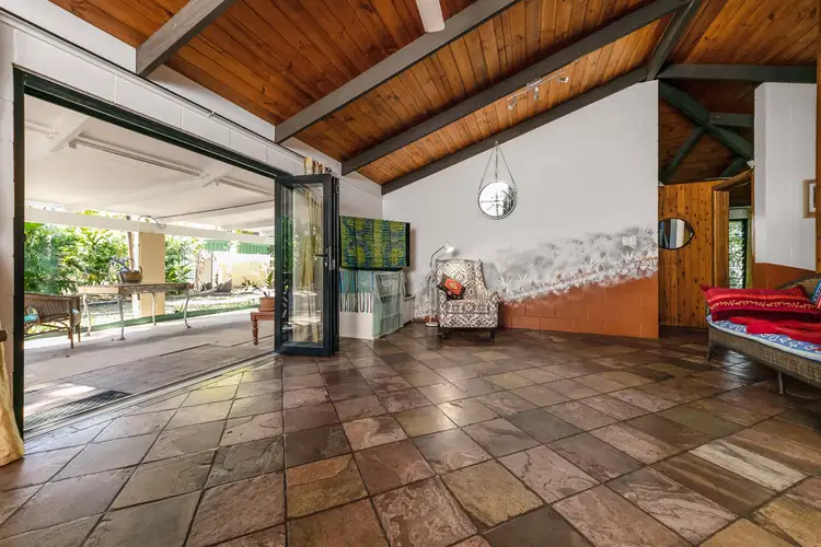 30 Craig Crescent, Coconut Grove NT 810