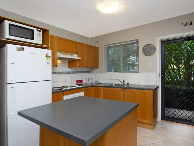 Seventh view of Homely unit listing, 6/224 West Coast Highway, Scarborough WA 6019