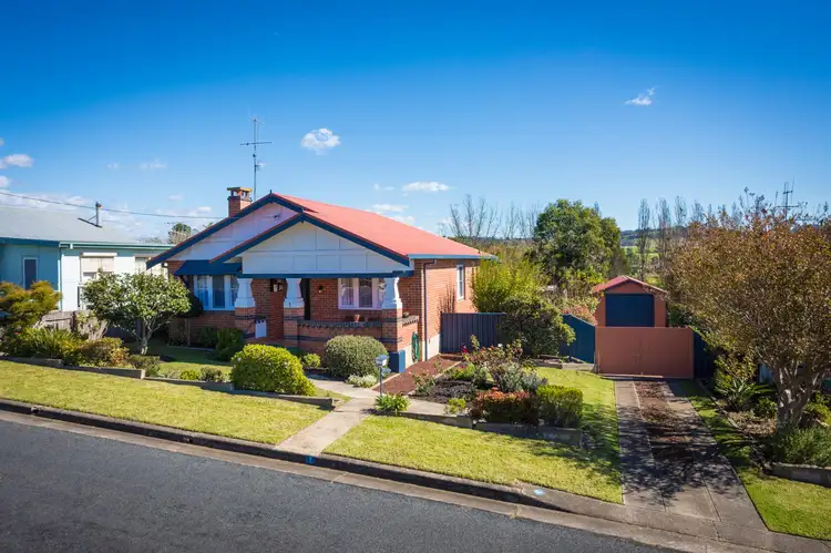 1 Heath Street, Bega NSW 2550