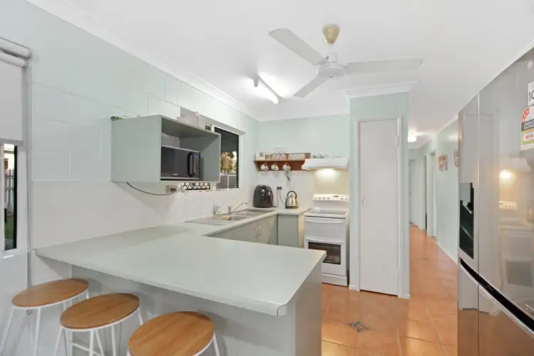 Sixth view of Homely house listing, 8 Eileen Court, Kelso QLD 4815