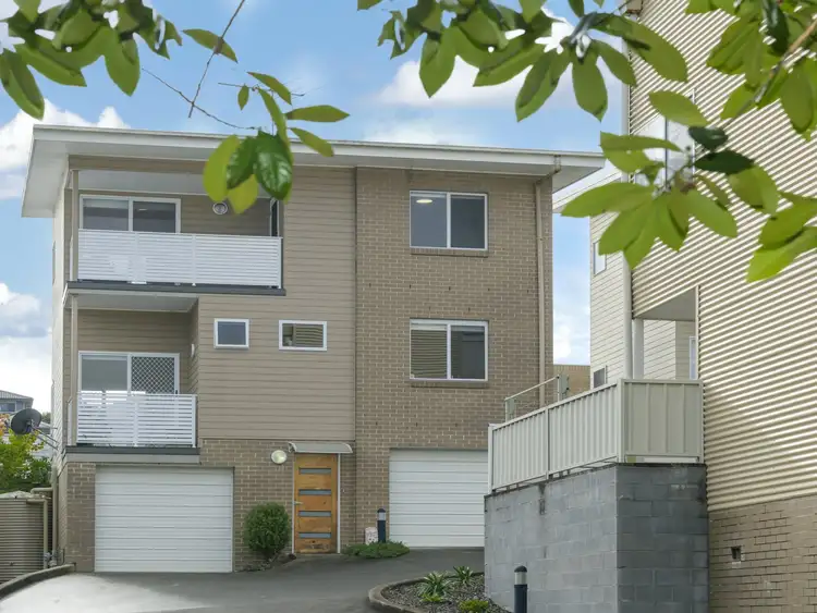 Main view of Homely townhouse listing, 26/4 Langdon Way, Mount Hutton NSW 2290