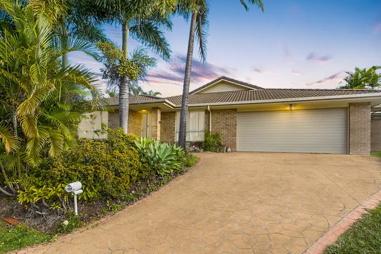 6 Bluefin Court, Redland Bay QLD 4165