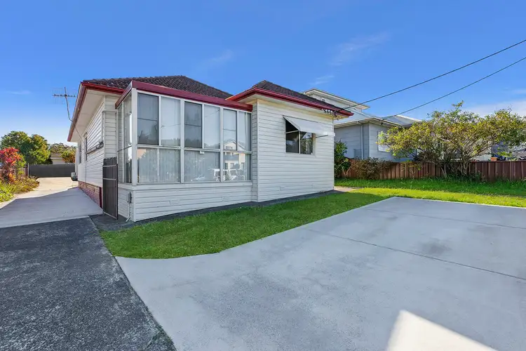 34 Thompson Street, Long Jetty NSW 2261