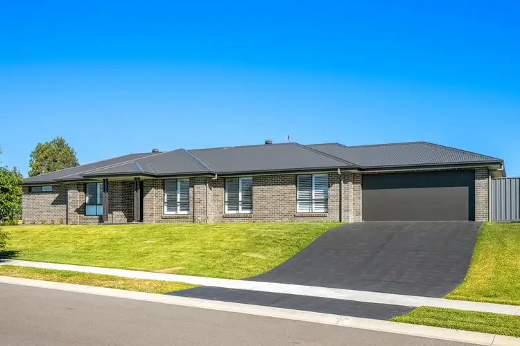 72 Redwood Drive, Gillieston Heights NSW 2321