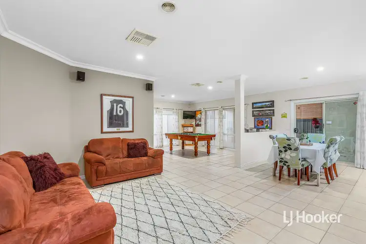 Fifth view of Homely house listing, 113 Glastonbury Circuit, Point Cook VIC 3030