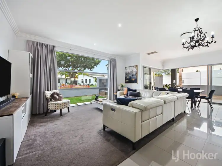 Sixth view of Homely house listing, 1 Parkway Crescent, Murrumba Downs QLD 4503