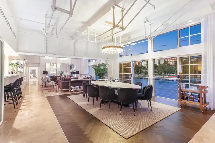 327/6E Cowper Wharf Roadway, Woolloomooloo NSW 2011