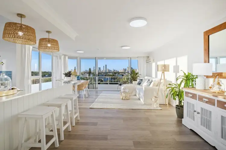 17/56 Hooker Boulevard, Mermaid Waters QLD 4218