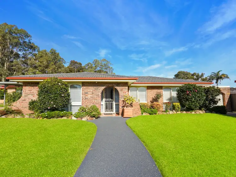4 Alfa Place, Ingleburn NSW 2565