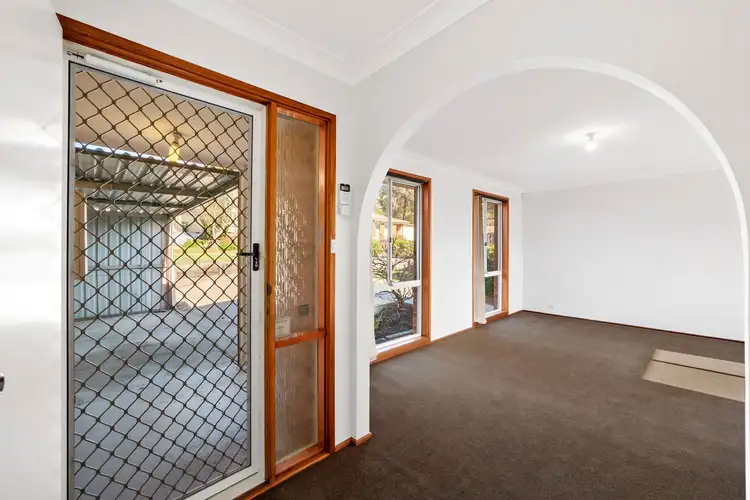 Second view of Homely house listing, 10 Schofield Place, Gordon ACT 2906