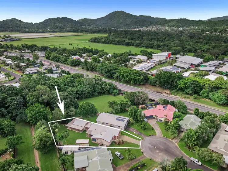 27 Satinash Close, Redlynch QLD 4870
