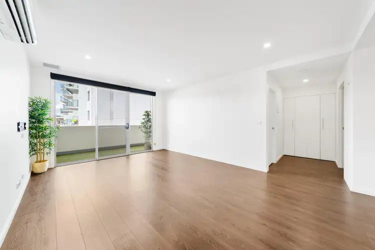 20/2 Manning Clark Crescent, Franklin ACT 2913