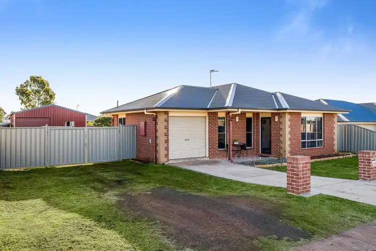49 Berghofer Drive, Oakey QLD 4401