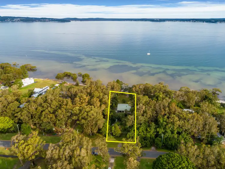 54 Cambage Street, Pindimar NSW 2324