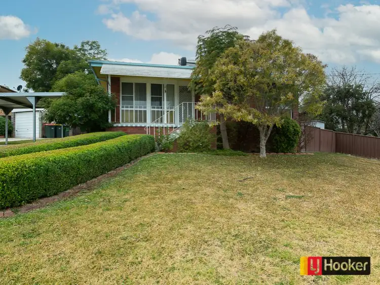 Main view of Homely house listing, 2 Fraser Crescent, Tamworth NSW 2340