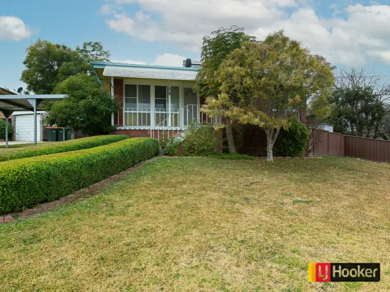 Main view of Homely house listing, 2 Fraser Crescent, Tamworth NSW 2340