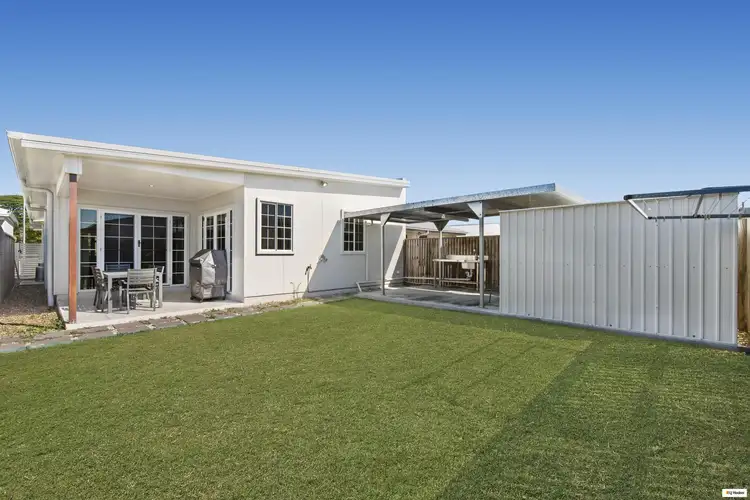Seventh view of Homely house listing, 8 Mizuno View, Oonoonba QLD 4811