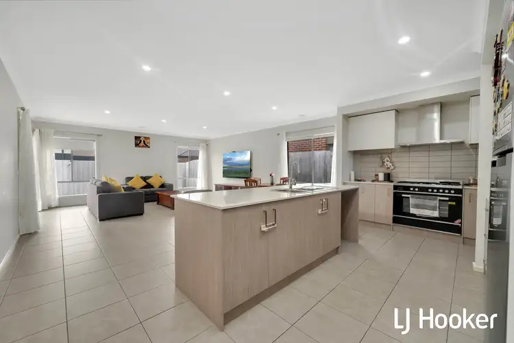 Sixth view of Homely house listing, 93 Fiorelli Boulevard, Cranbourne East VIC 3977