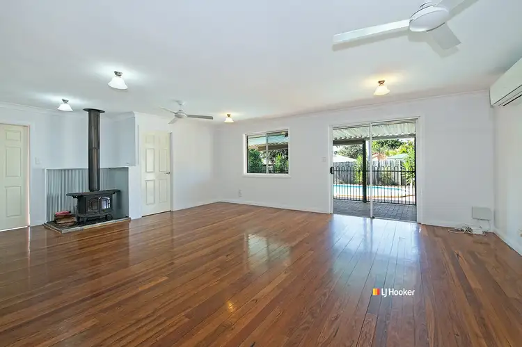 Fifth view of Homely house listing, 4 Papaya Court, Kallangur QLD 4503
