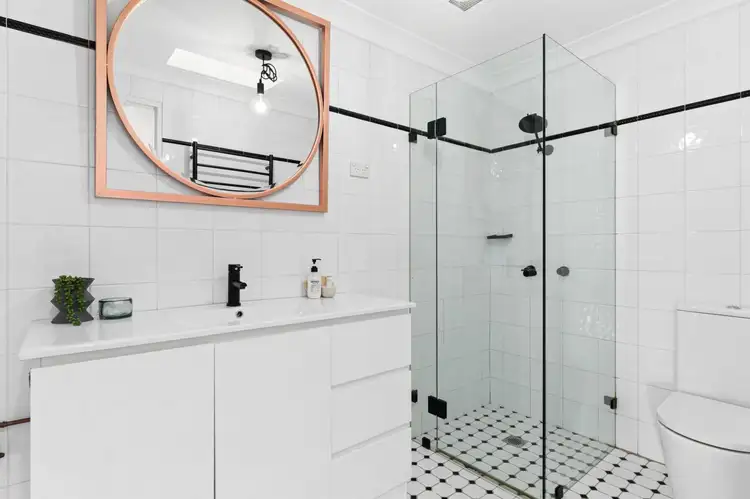 Fifth view of Homely apartment listing, 6/21-25 Kingston Road, Camperdown NSW 2050