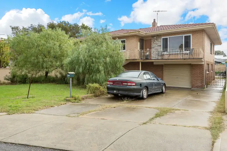 28 Forrest Road, Hamilton Hill WA 6163