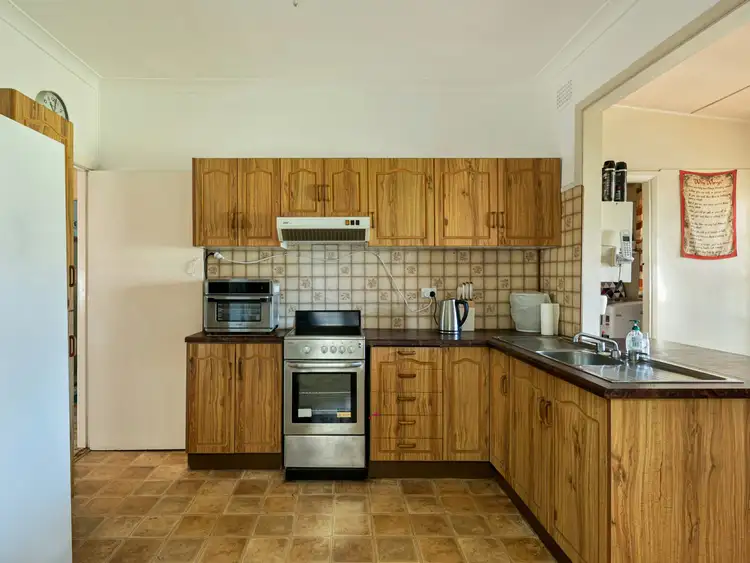 Fifth view of Homely house listing, 8 Redrose Avenue, Belmont NSW 2280