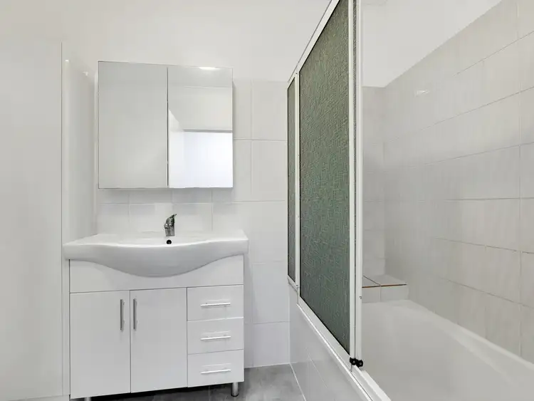 Fourth view of Homely unit listing, 2/14 Springfield Crescent, Manoora QLD 4870