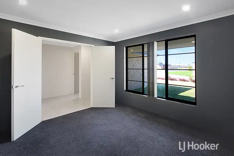 Fifth view of Homely house listing, 2 Hawkesbury Way, Australind WA 6233