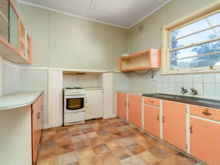 Fourth view of Homely house listing, 118 Merilba Street, Narromine NSW 2821