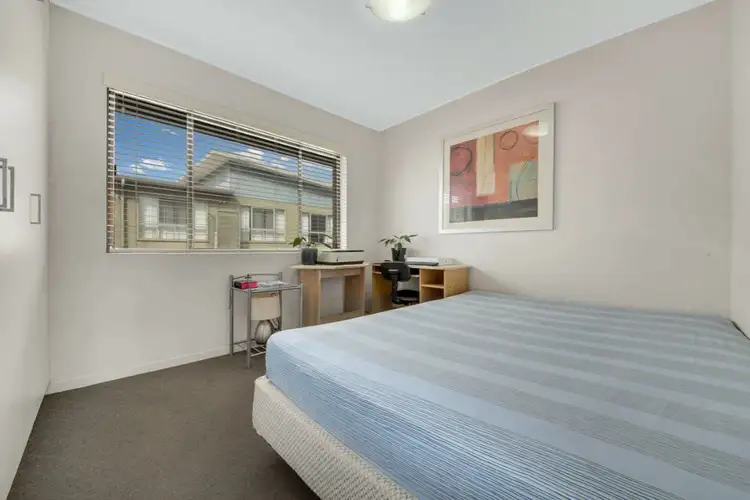 Fifth view of Homely unit listing, Unit 2/208-212 Oaka Street, South Gladstone QLD 4680