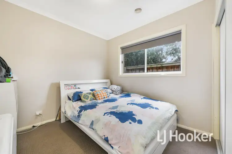 Fifth view of Homely unit listing, Unit 2/37-39 Valencia Circuit, Cranbourne VIC 3977