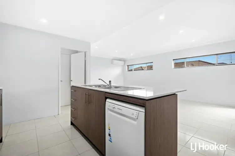 Seventh view of Homely house listing, 33 Vermont Grove, Wellard WA 6170