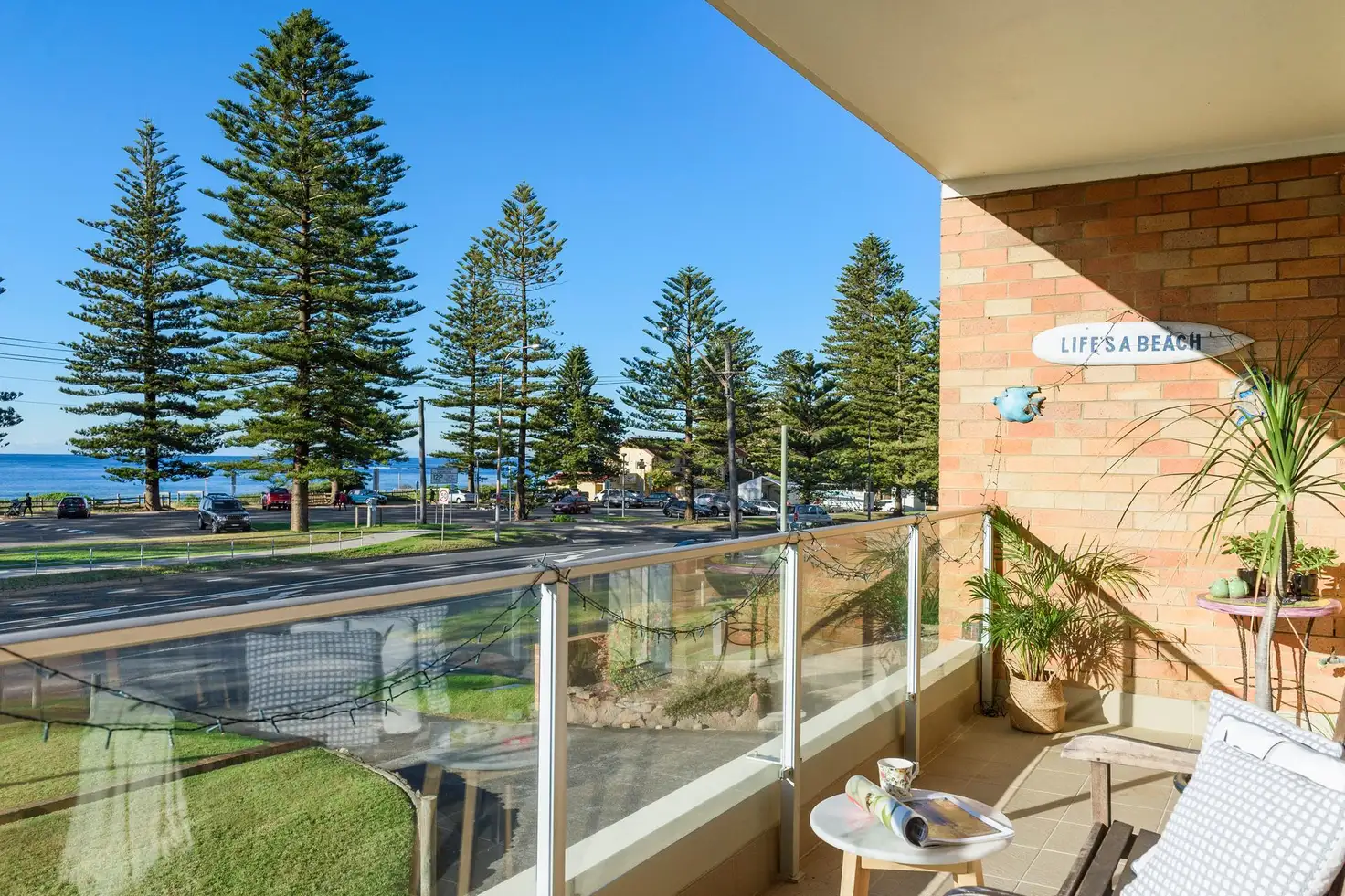 Main view of Homely unit listing, 2/405 Barrenjoey Road, Newport NSW 2106