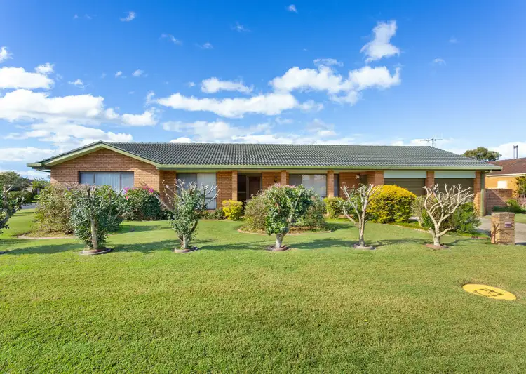 52 Dolphin Avenue, Taree NSW 2430