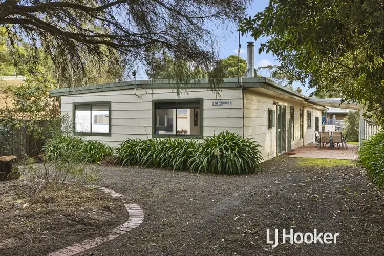 11 Club Avenue, Inverloch VIC 3996