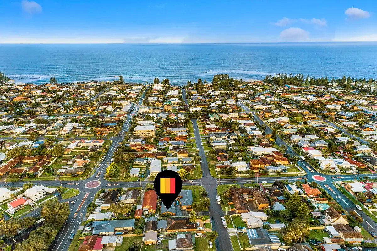 Main view of Homely villa listing, 1/37-39 Nirvana Street, Long Jetty NSW 2261