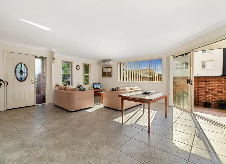 Fifth view of Homely semi-detached listing, 127 Ocean Street, Narrabeen NSW 2101