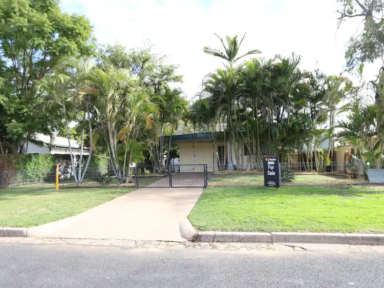 Second view of Homely house listing, 25 Diamond Avenue, Emerald QLD 4720